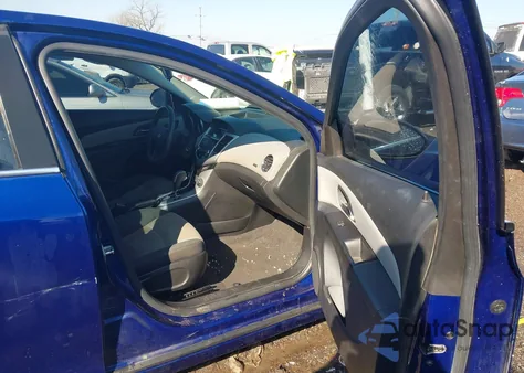 2012 Chevrolet Cruze Ls z USA, uszkodzony, nr VIN 1G1PC5SH7C7253696